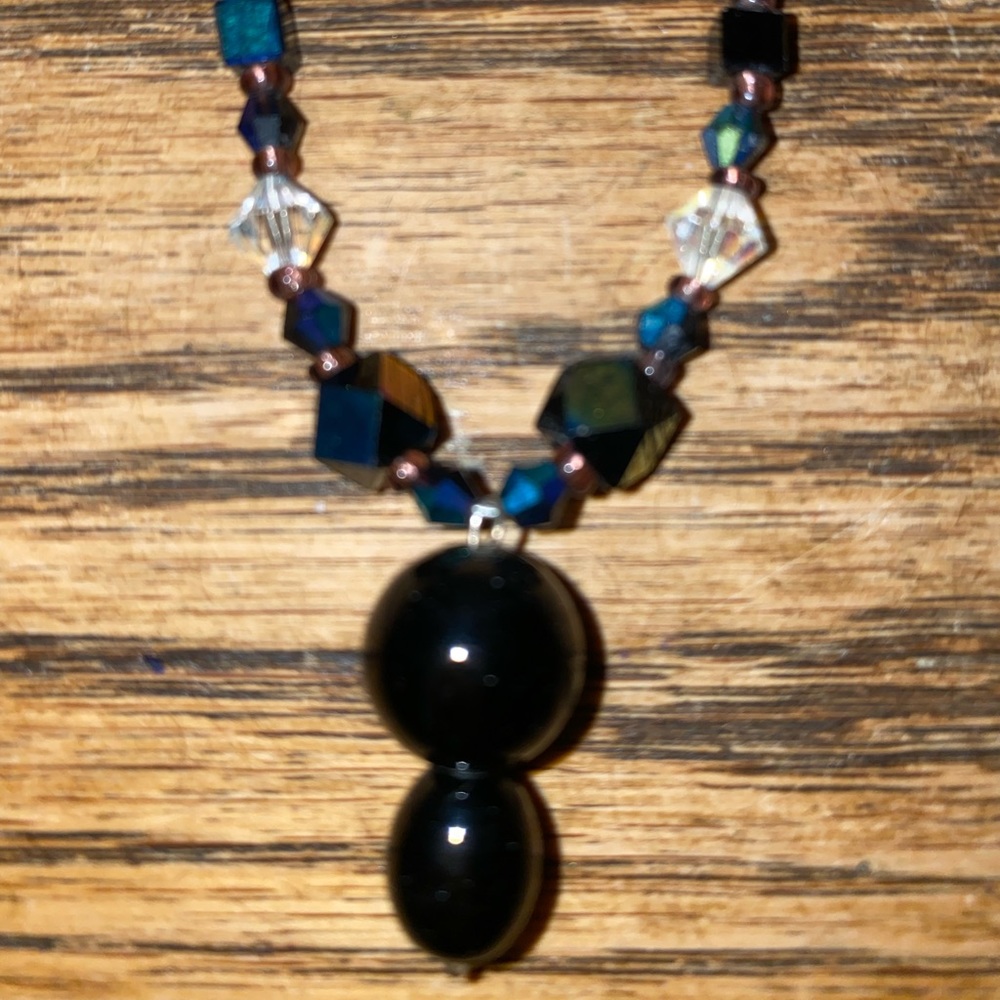 Black Onyx Iridescent Black Crystal Necklace - Picture 1 of 5